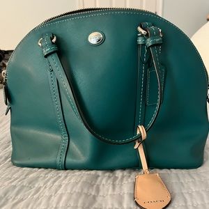 Like new Authentic Coach purse